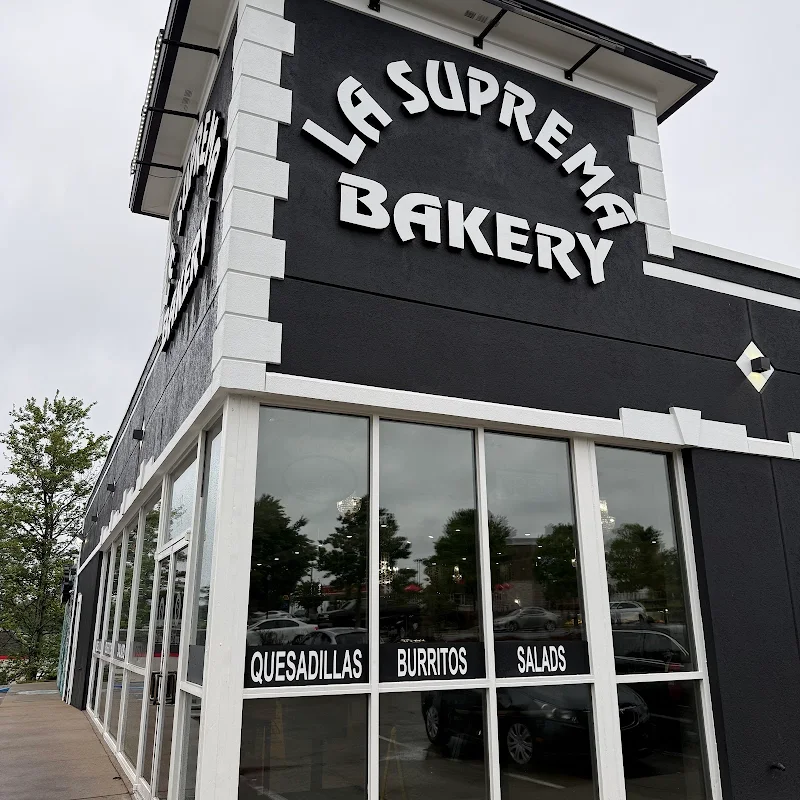 La Suprema Bakery & Panaderia