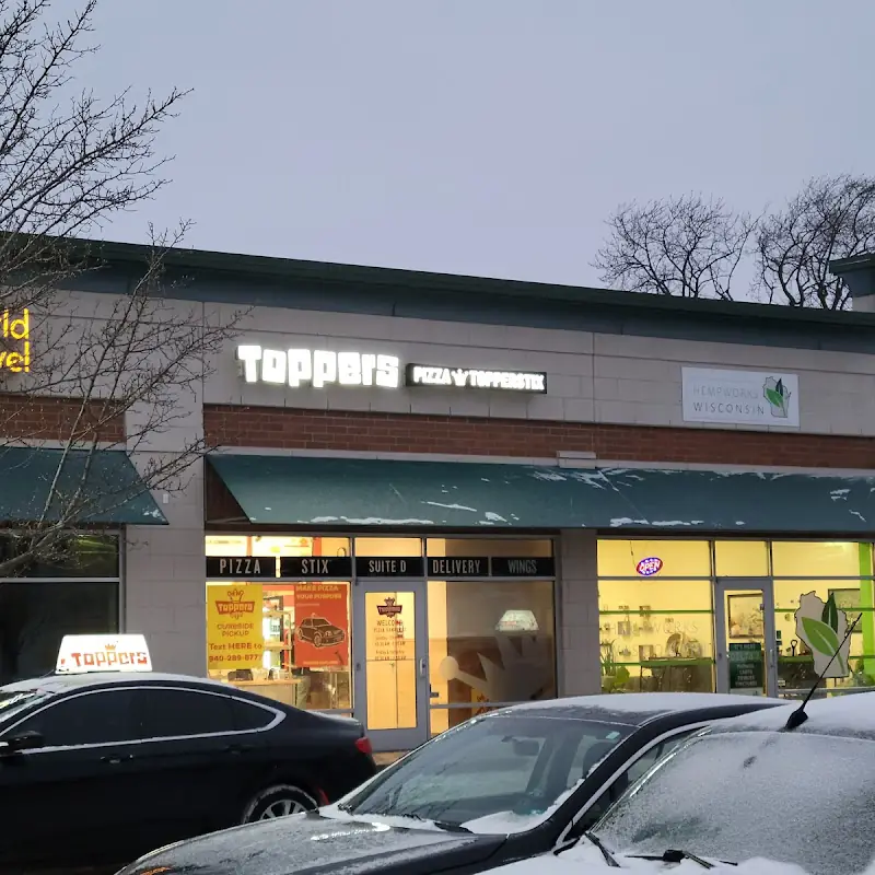 Toppers Pizza