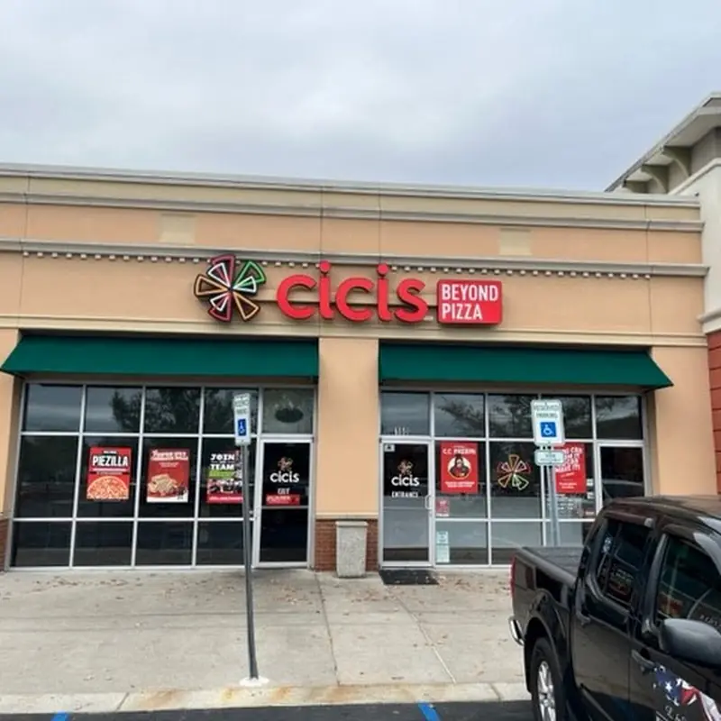 Cicis Pizza