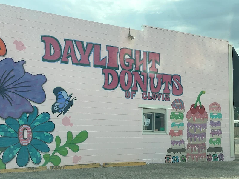 Daylight Donuts