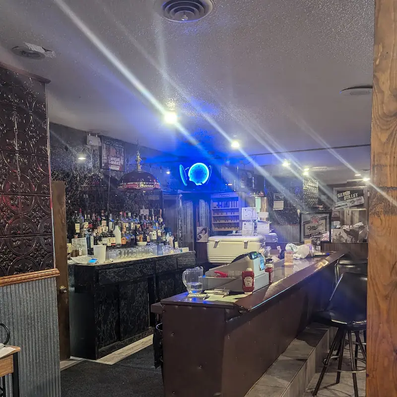 Two Spurs Steakhouse & Lounge
