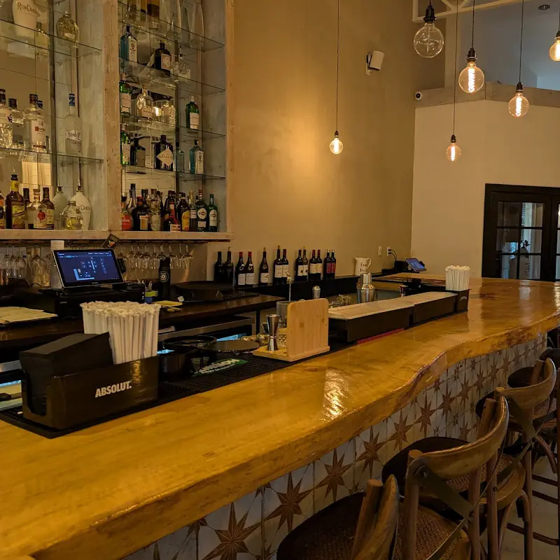 One Ten Restaurant & Bar
