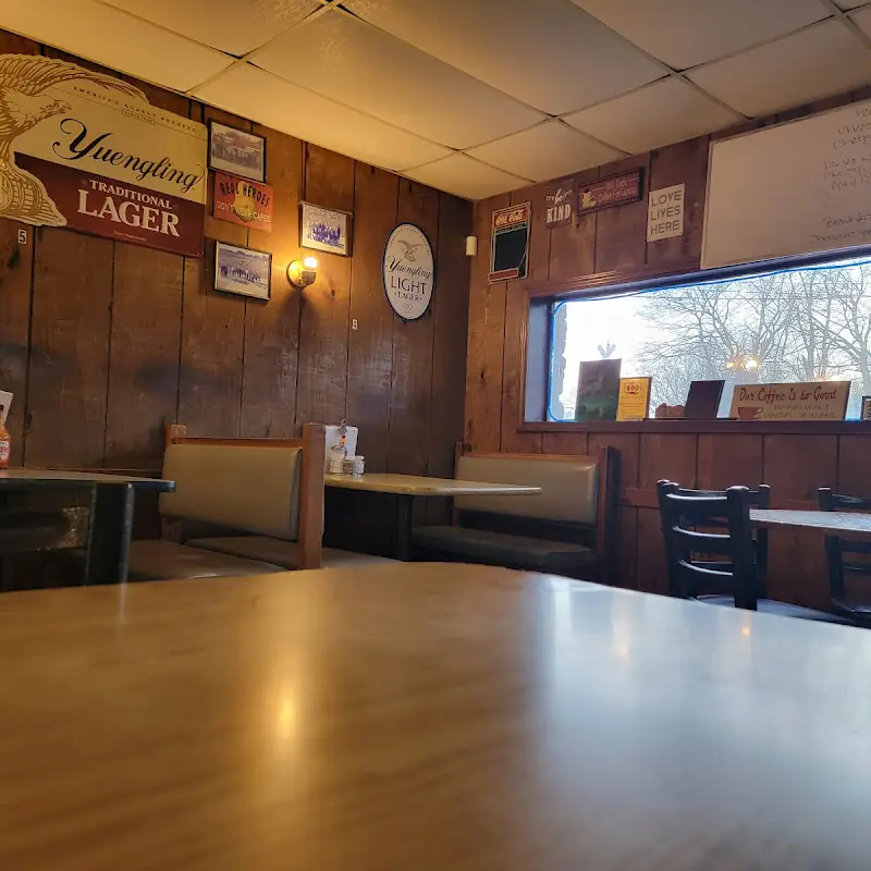 Cully’s Market