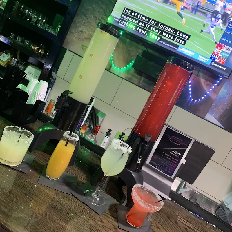 Spotlight Bar & Lounge
