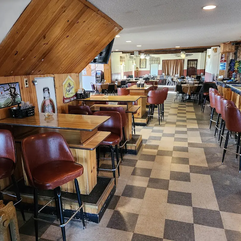 Bresina's Hometown Bar & Grill