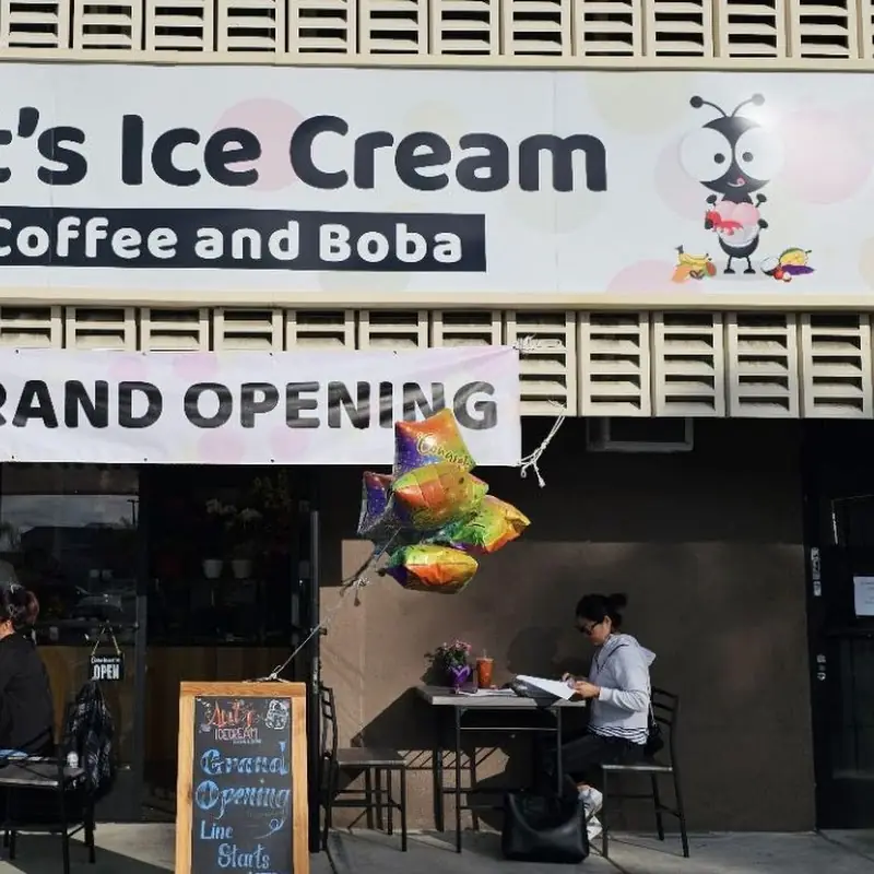 Ant's Ice Cream, Coffee and Boba