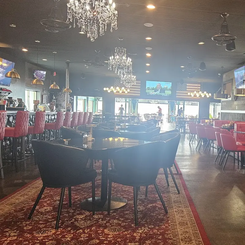 Riviera Restaurant & Bar