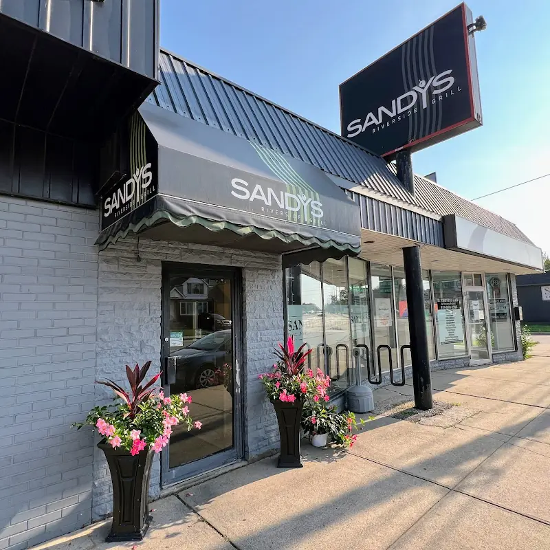 Sandy's Riverside Grill