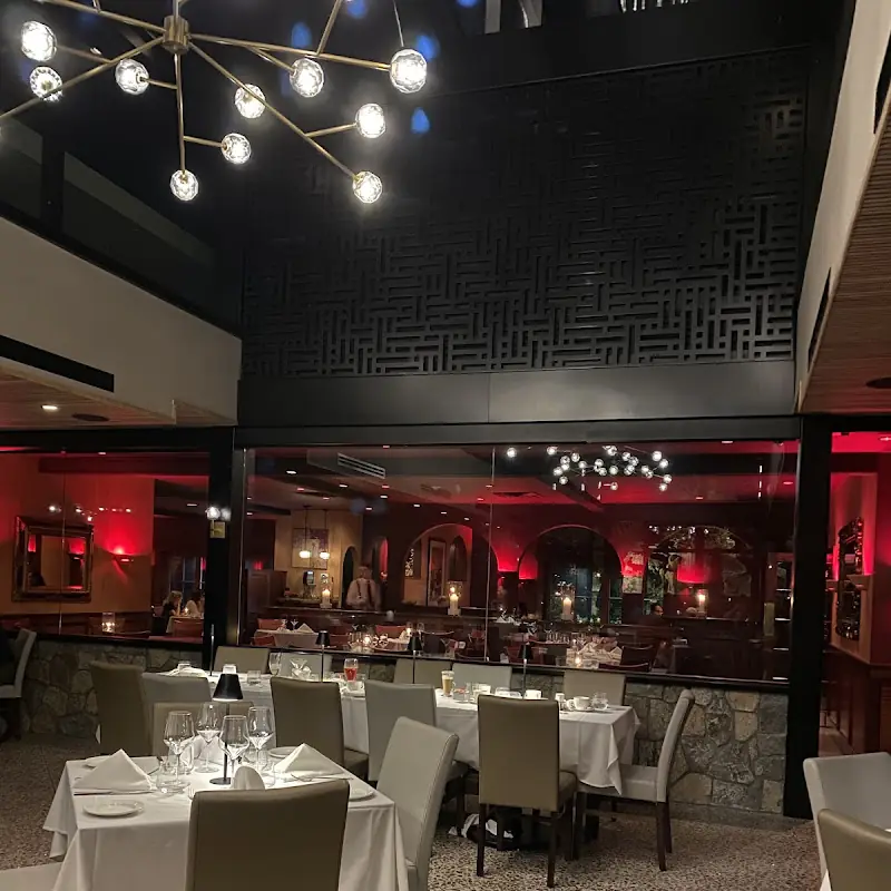 Rraci's Restaurant