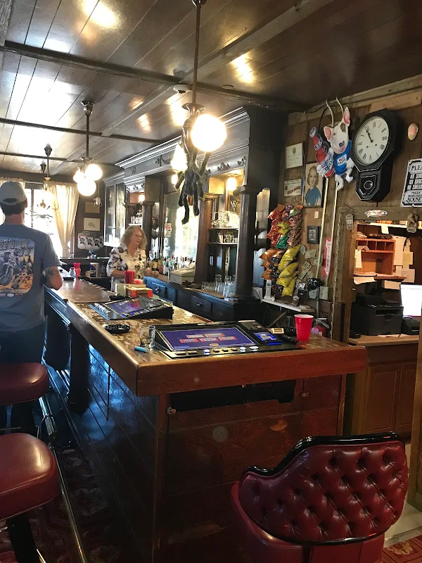 Santa Fe Saloon & Motel
