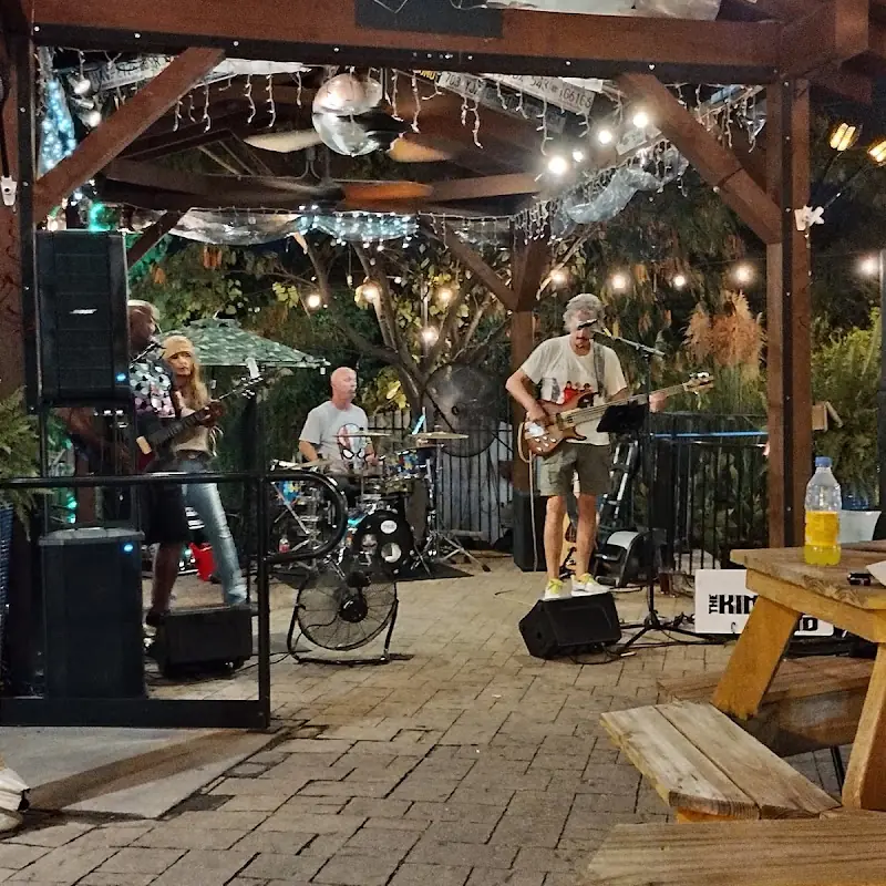 Crafter's Brew Market & Social