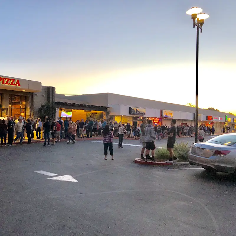 Toppers Pizza