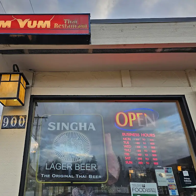 Yum Yum Thai Restaurant