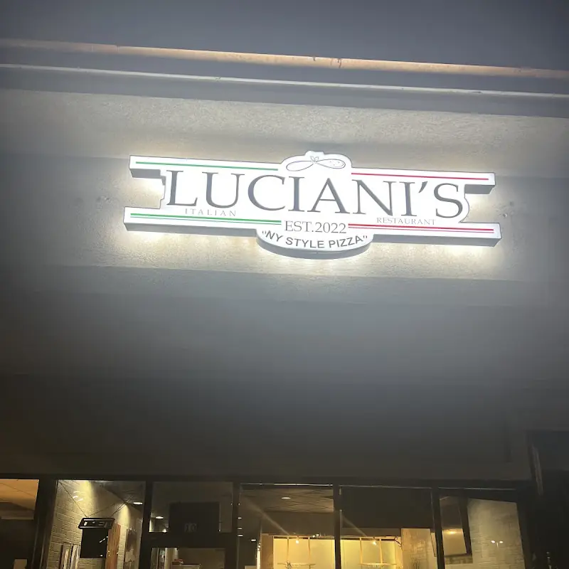 Luciani's Pizza