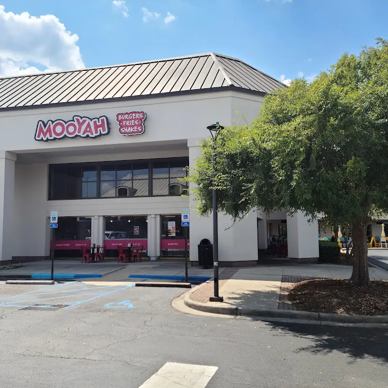 MOOYAH Burgers, Fries & Shakes