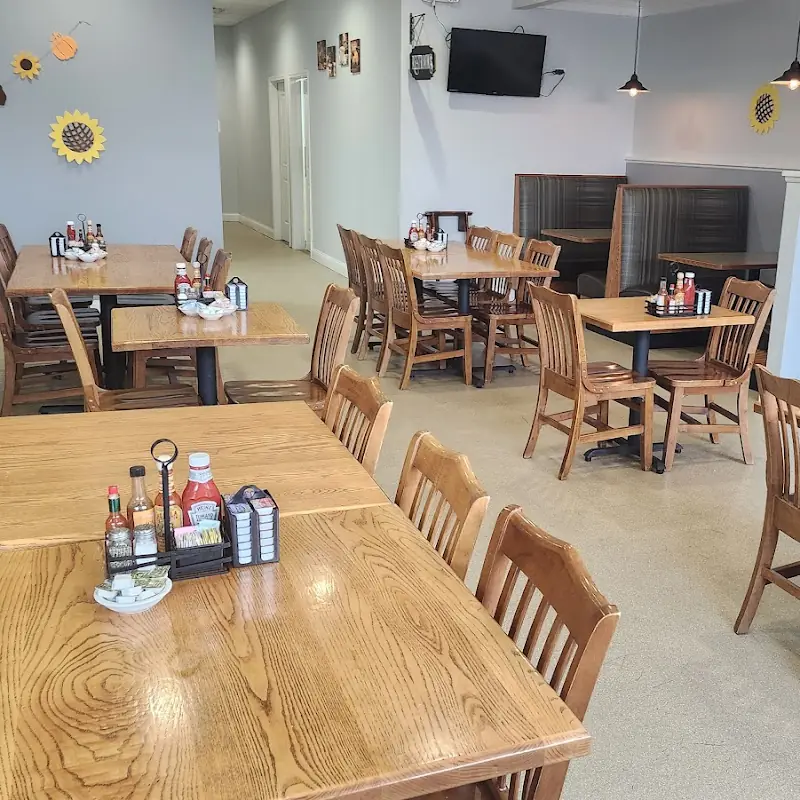 Eggventure Cafe