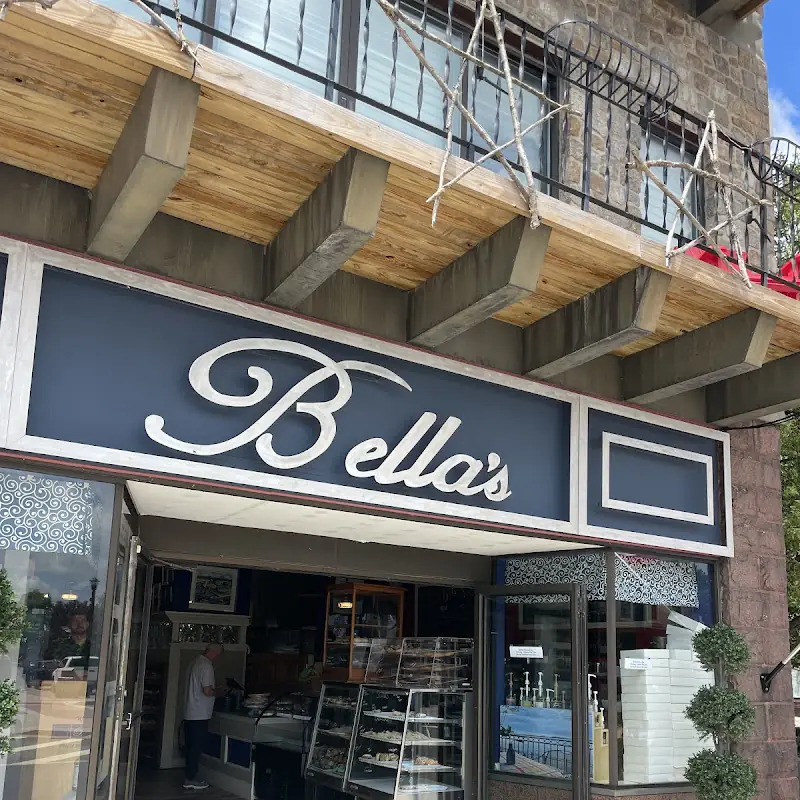 Bella's