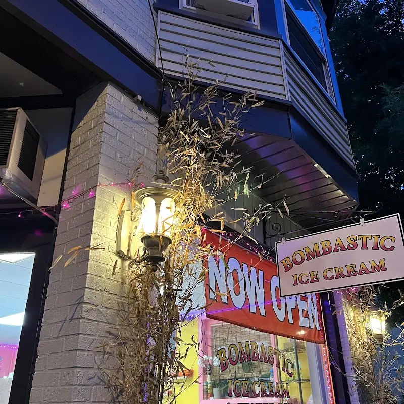 Ice cream & water ice shop