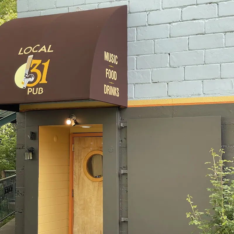 Dangerous Lee's Local 31 Pub