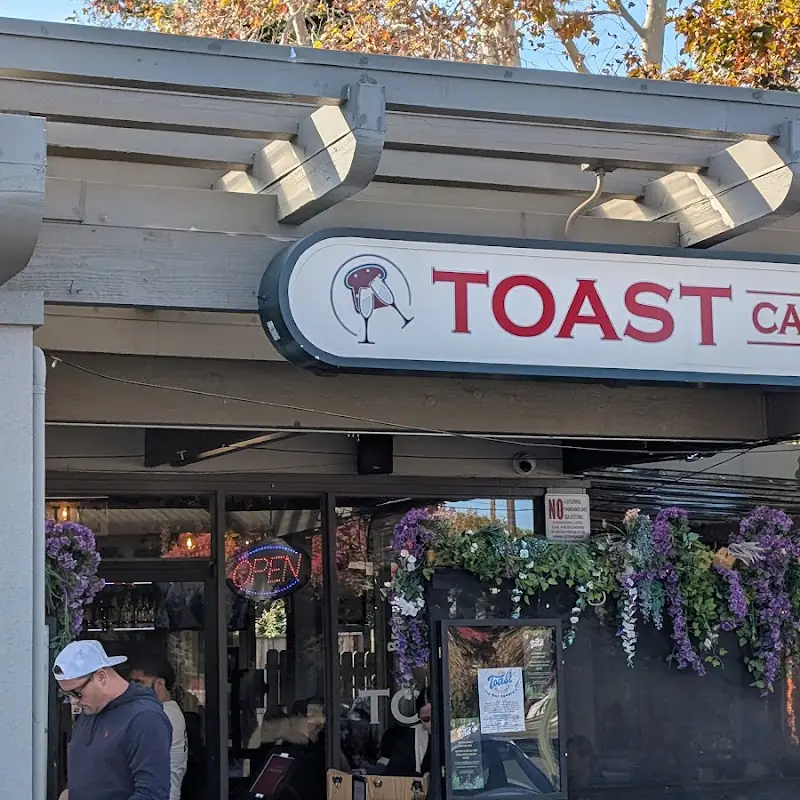Toast Cafe & Grill
