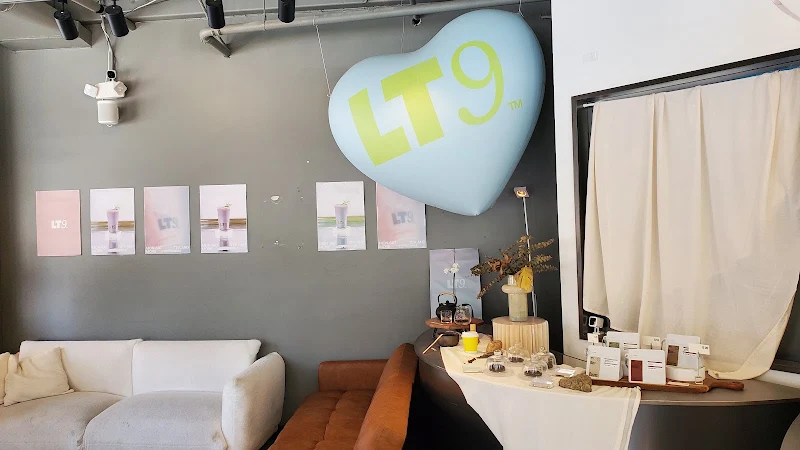 LT9 Teas . Desserts . Foods - Old Town Pasadena