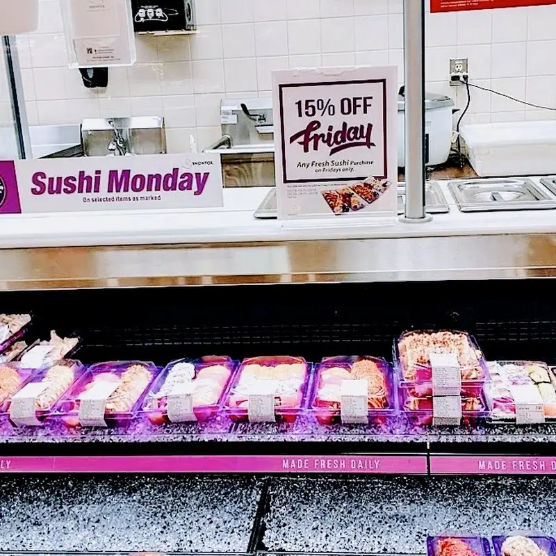 SNOWFOX Sushi
