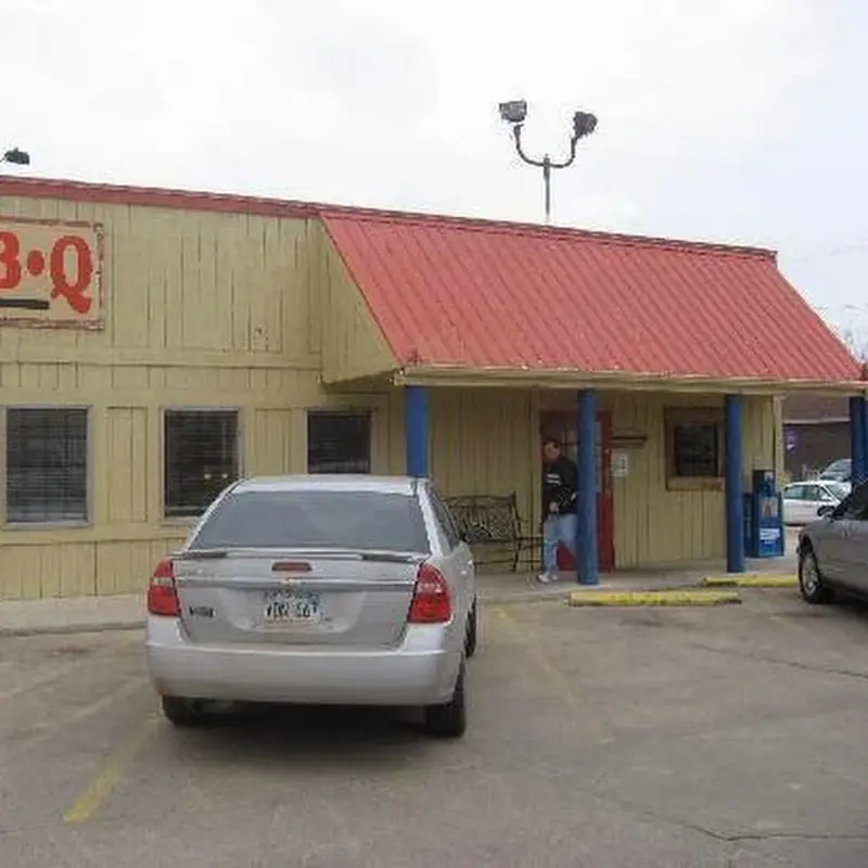 Hickory Hut BBQ
