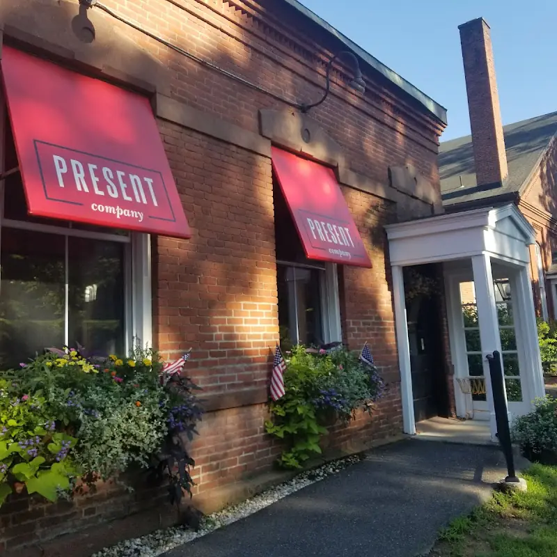 Present Company Restaurant