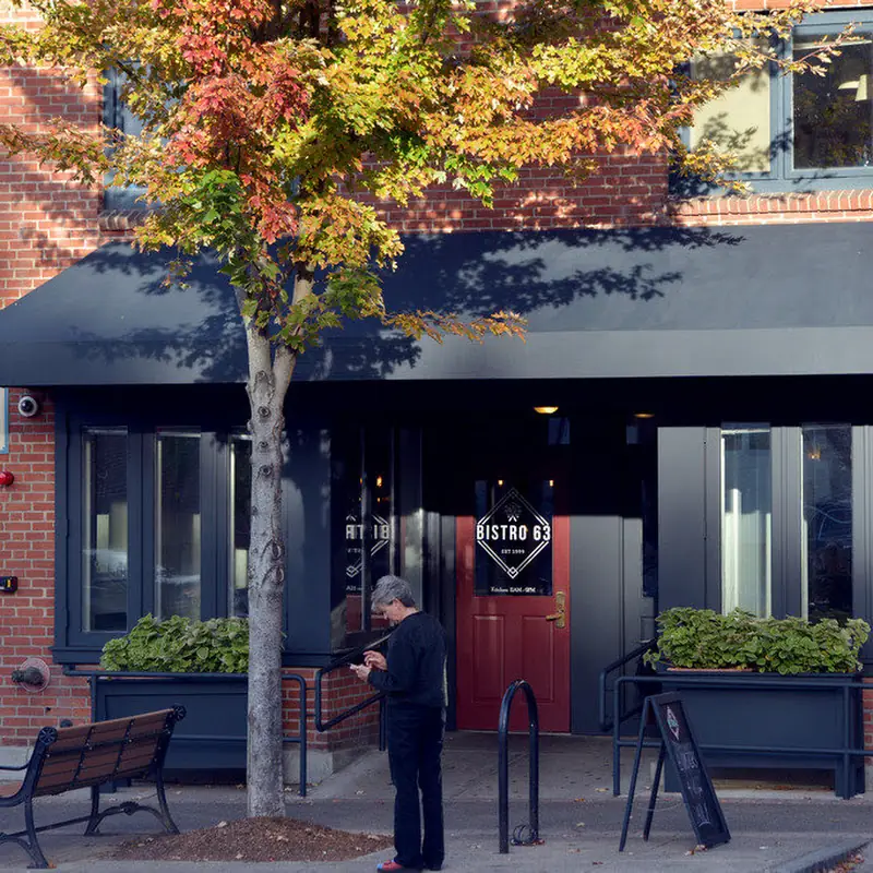 Bistro 63