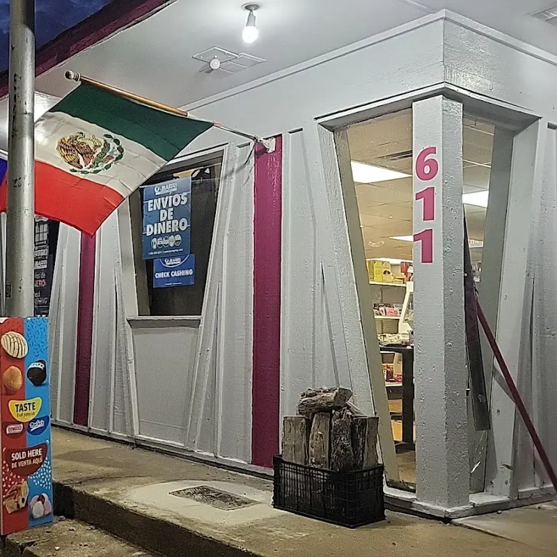 La Tabasqueña Mexican Grocery and Restaurant