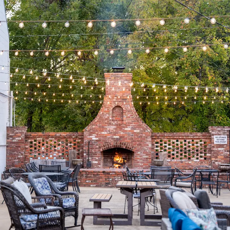 Harvey's On Noble Restaurant & Event Venue