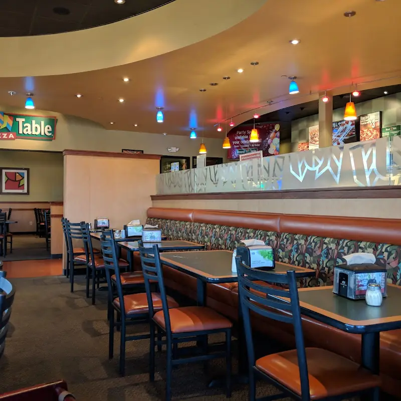 Round Table Pizza