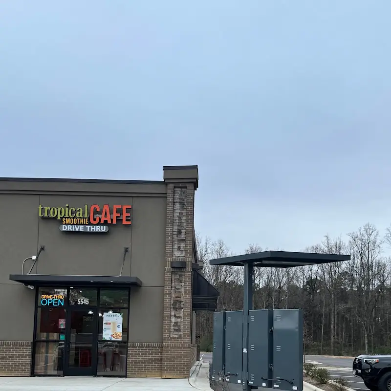 Tropical Smoothie Cafe, 5545 Corporation Drive, Hope Mills NC 28348
