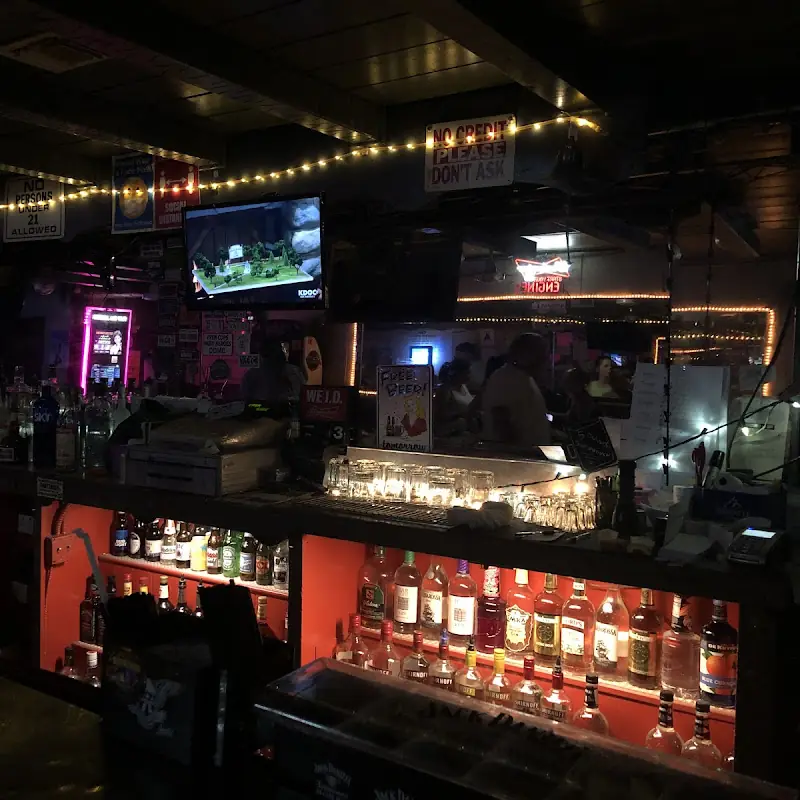 River Lounge