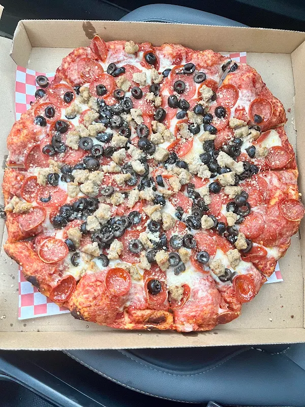 Streetzzas Pizza