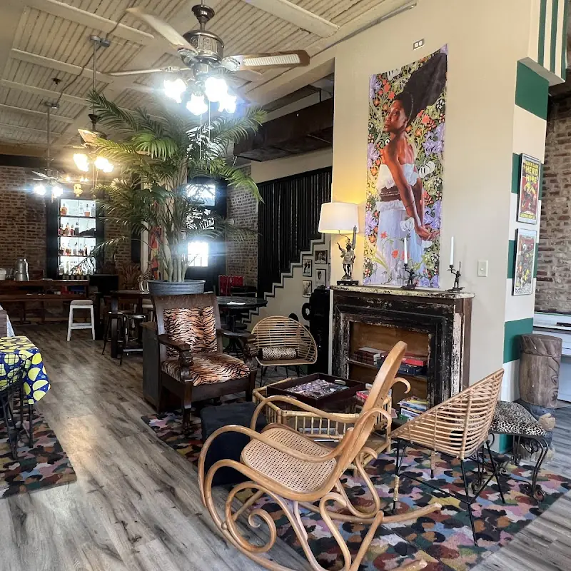 1720 Gallery & Gift Shop