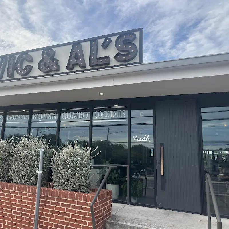 Vic and Al's