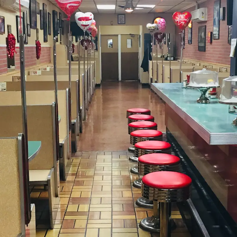 G & A RESTAURANT INC