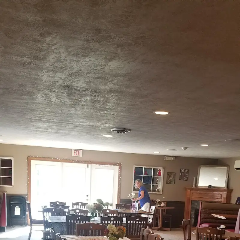 The Crescent Restaurant and Bar