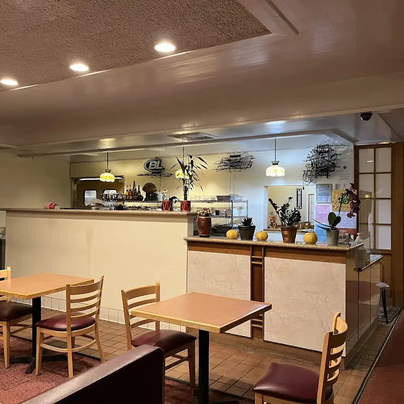 Golden Gong Chinese Restaurant