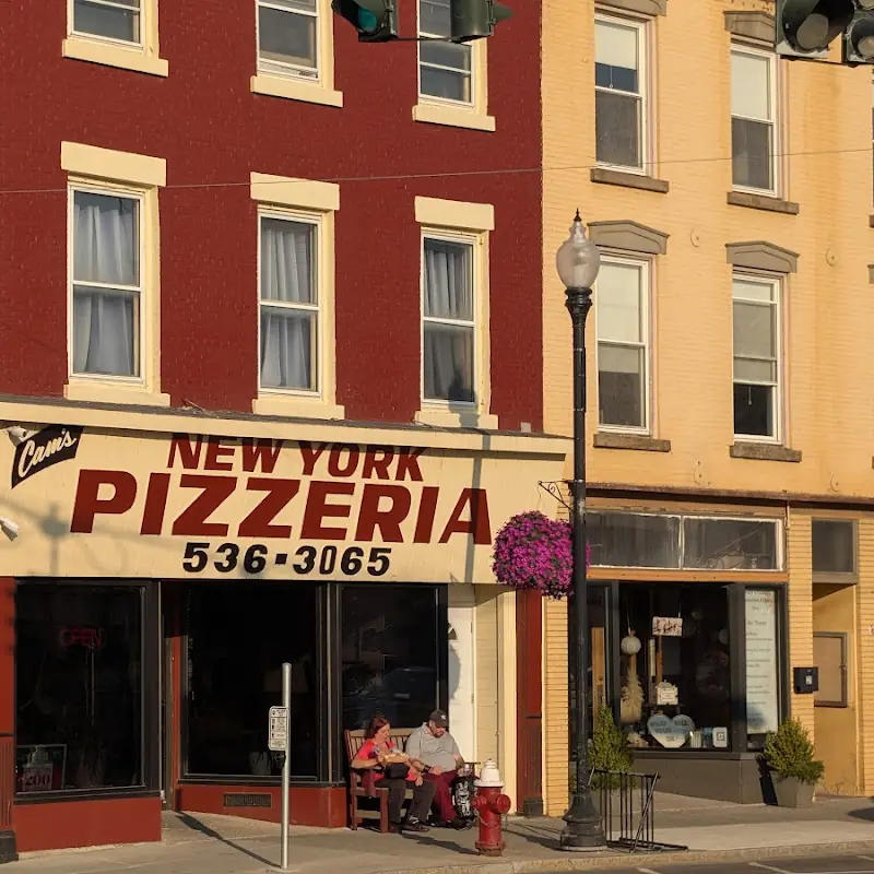 Cam's Pizzeria