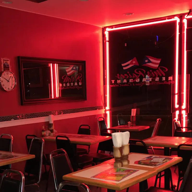 Mis Raices Restaurant
