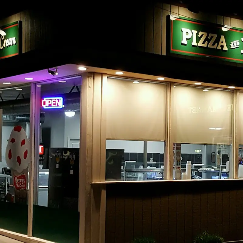 Nick's Pizza & Ice Cream