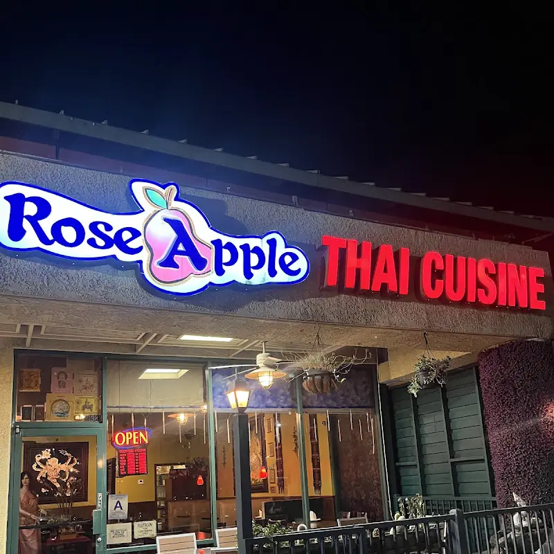 Rose Apple Thai Cuisine
