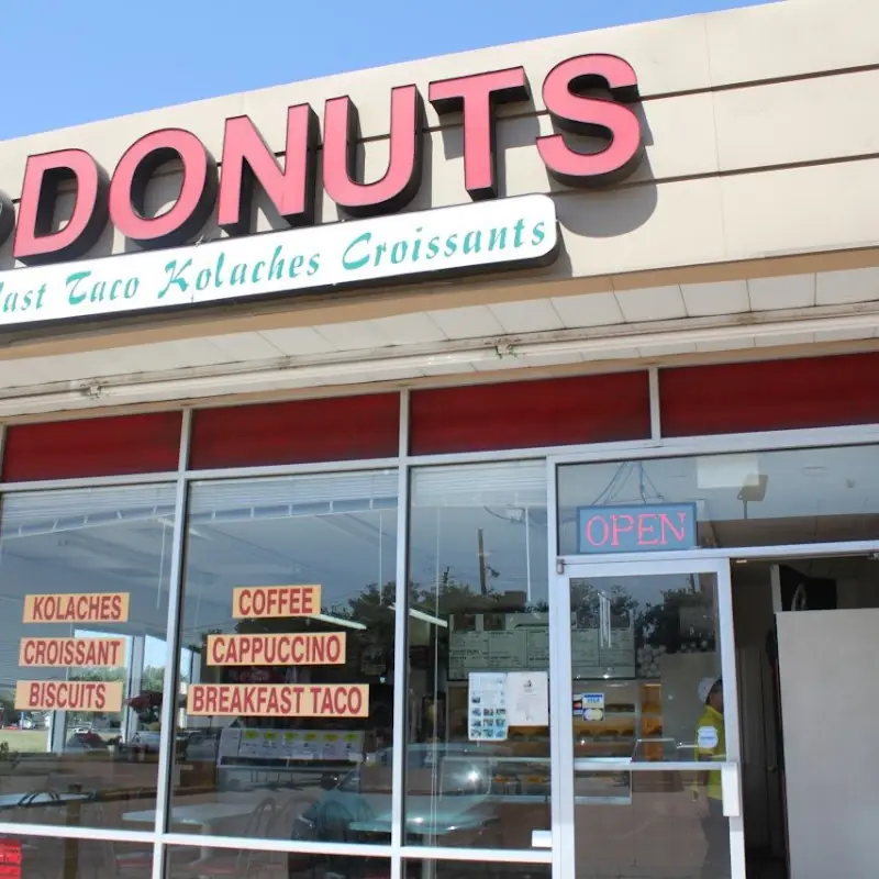 Half dozen donuts ( 6 donuts) glaze
