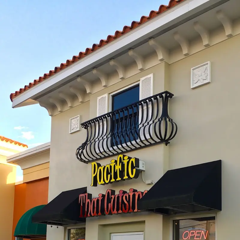 Pacific Thai Cuisine & sushi