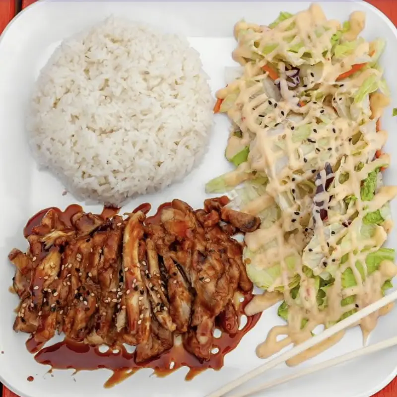 TH8. Pad See You (Pork) (ผัดซีอิ๊ว)