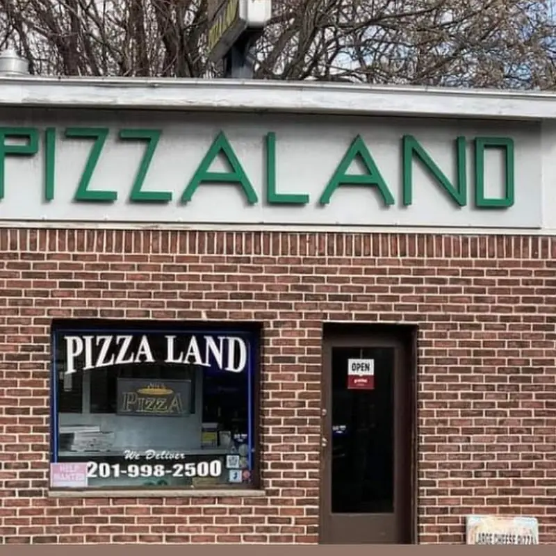 Pizza Land