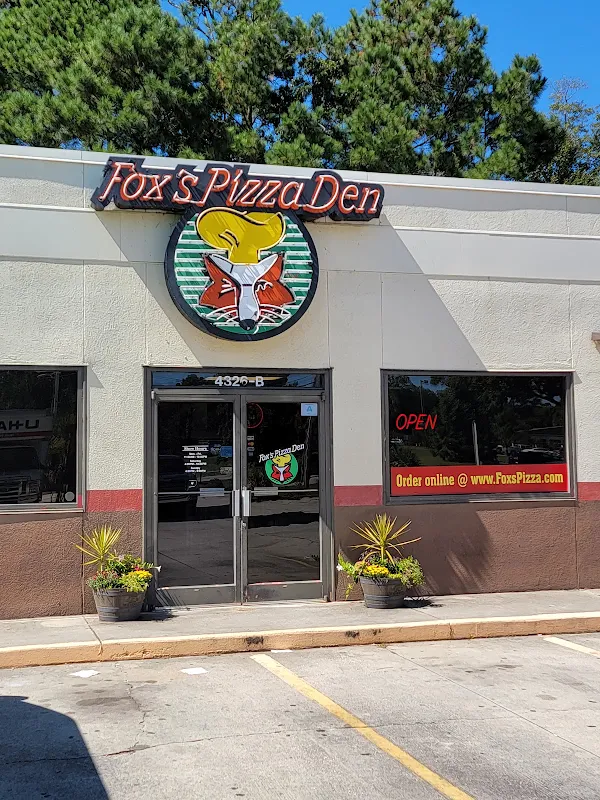 Fox's Pizza Den