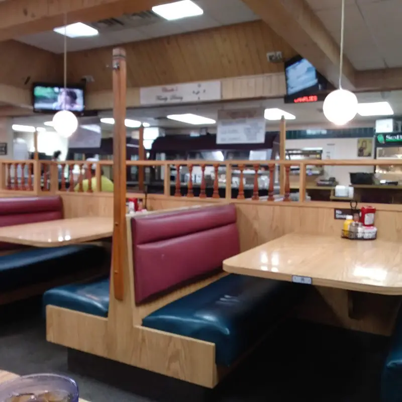 Charlie's Family Dining